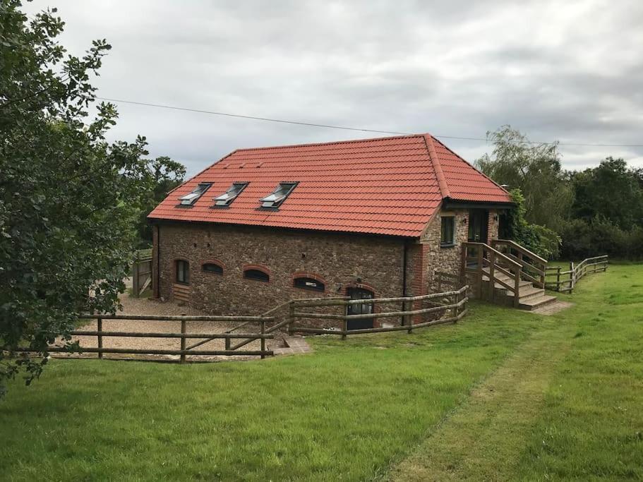 הוילה Hemyock Burleyhayes Barn - Secluded Devon Hideaway. מראה חיצוני תמונה